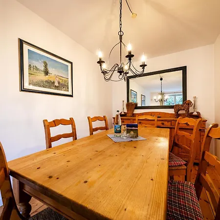 Semesterbostad Haus Achtern *
