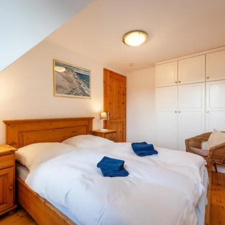 Semesterbostad Haus Achtern Ahrenshoop